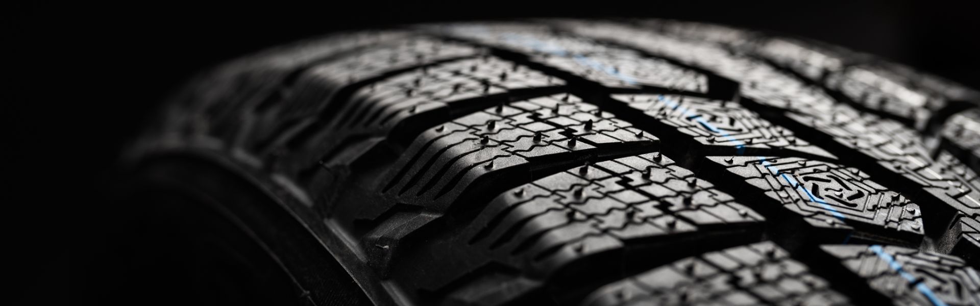 Anti-ozone wax tyre